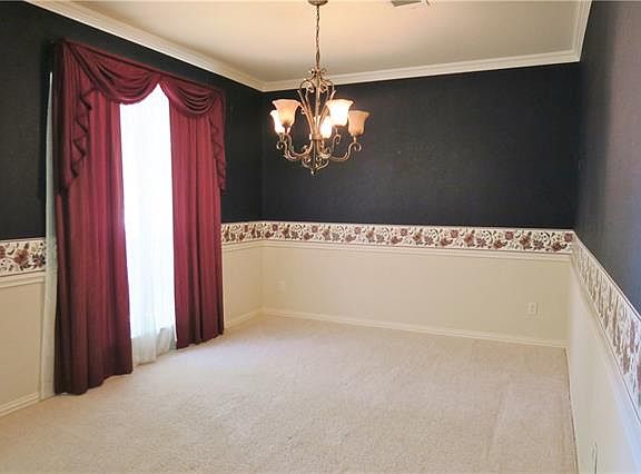 3rd image of 3320 Duval Dr