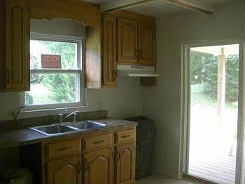 4th image of 1206 Thomas Ave NW