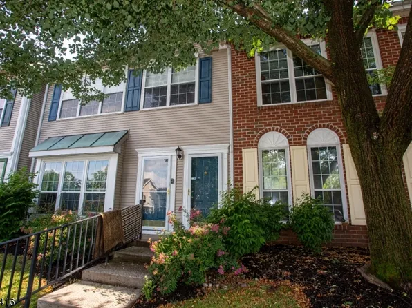 10 Edward Dr #10, Franklin Twp., NJ 08823