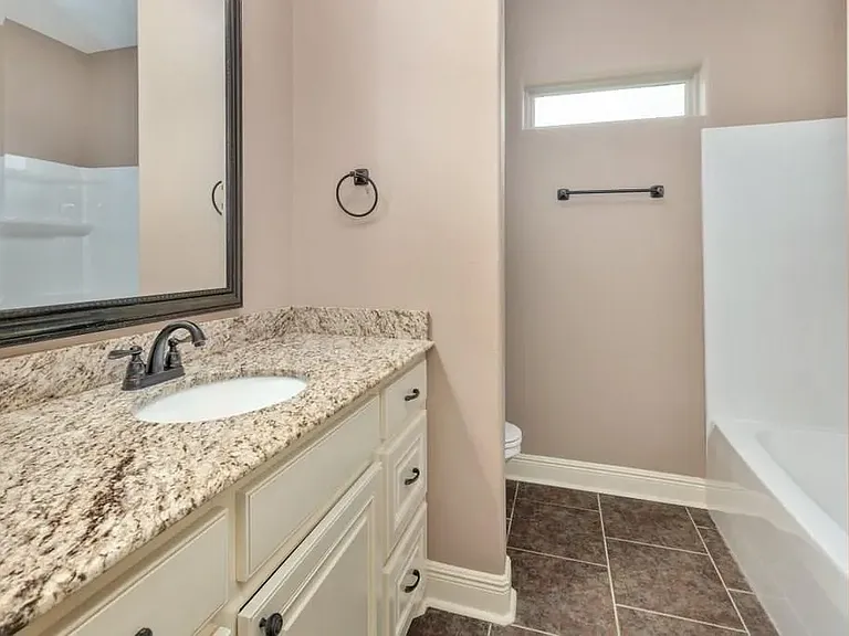 2750 Ithaca Dr — Photo 13