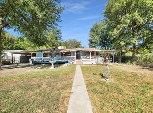 206 Circle Dr, Buda, TX 78610
