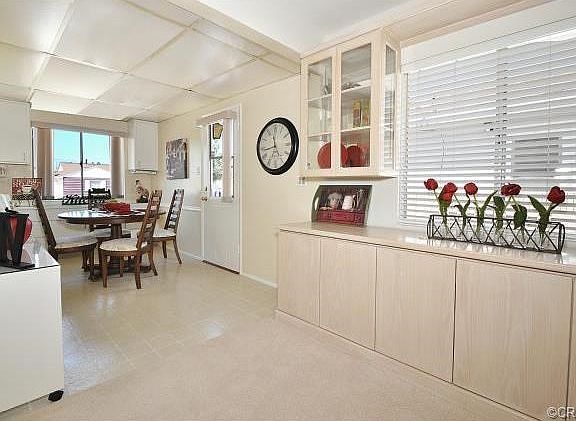 3rd image of 18904 Patronella Ave