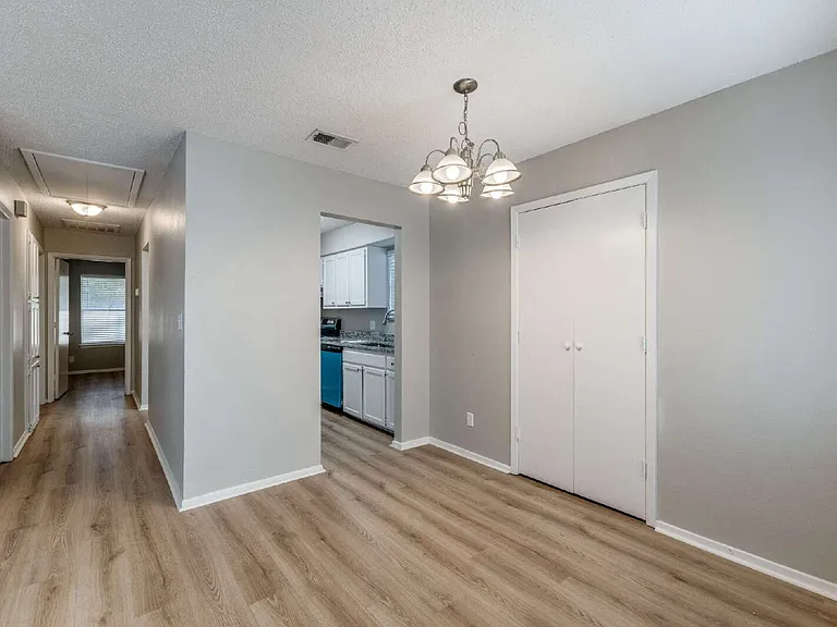 2538 Windy Pine Ln — Photo 4