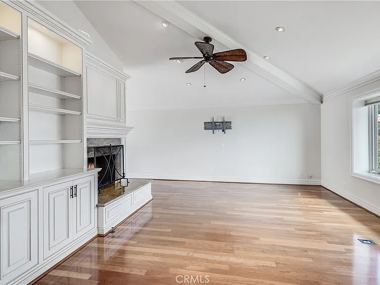 28232 Lobrook Dr — Photo 4