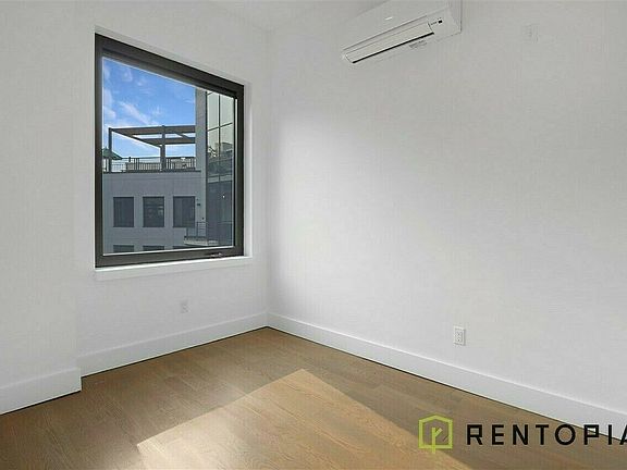 2nd image of 125 Borinquen Pl #425