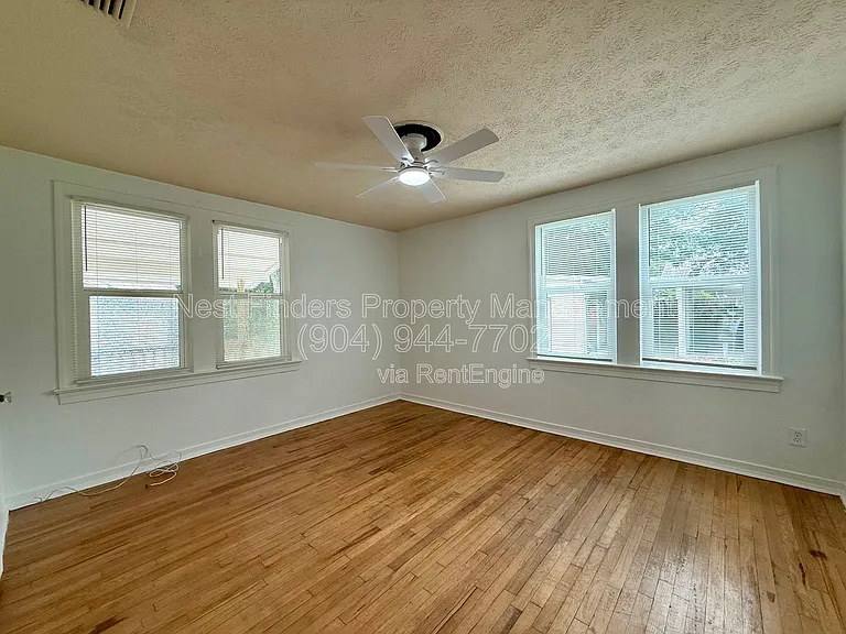 5143 Palmer Ave — Photo 12