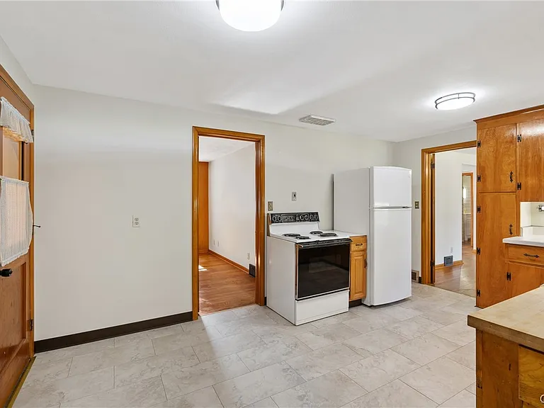 107 Overlook Dr — Photo 11