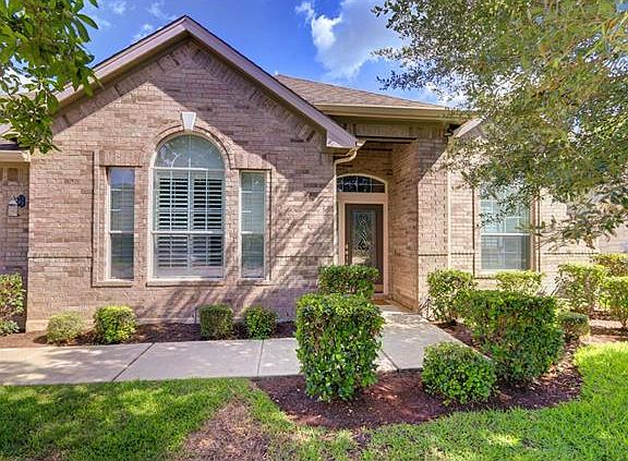 4th image of 3109 Goldenoak Cir