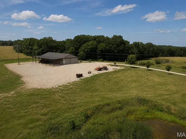22221 Macedonia Church Rd, Warrenton, MO 63383