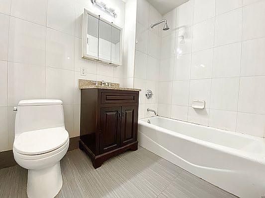 4th image of 2205 3rd Ave APT 2G