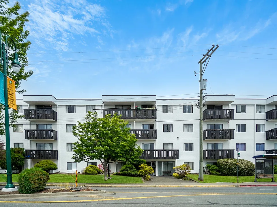 1160 Esquimalt Rd #305