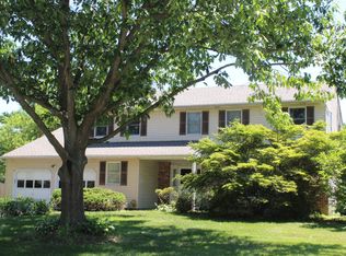 667 Brighton Dr, Hatfield, PA 19440
