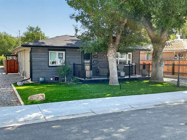 2209 W 14th St, Coaldale, AB T1M 1C7