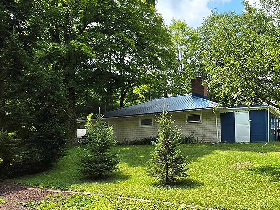 4th image of 35992 Lake Shore Dr
