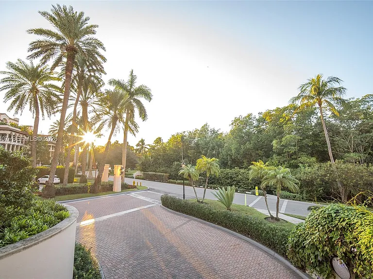 19211 Fisher Island Dr #19211 — Photo 16