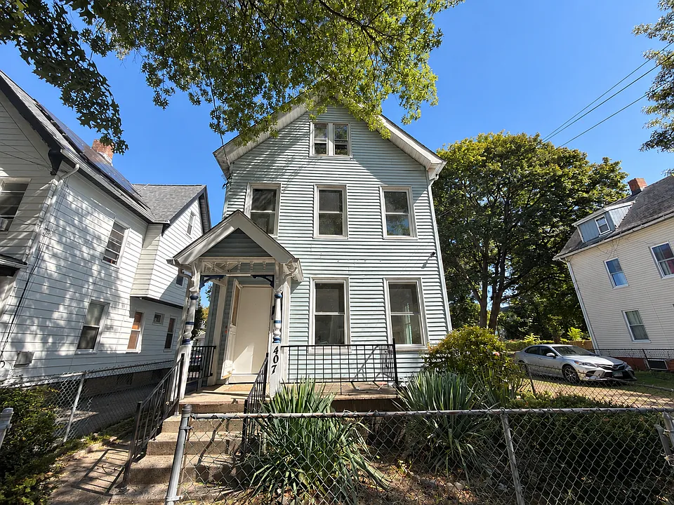 407 Shelton Ave