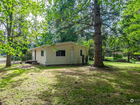 802 Hazzle Court, Coupeville, WA 98239