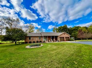 671 Stump Hollow Rd SE, Lancaster, OH 43130