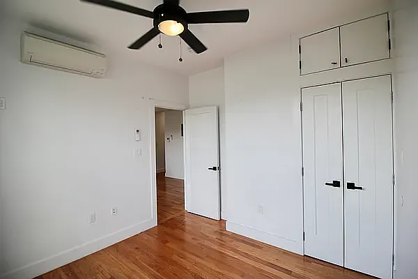 Rented by Duradox Management LLC | media 17