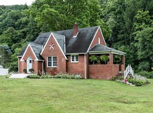 1112 Big Sewickley Creek Rd #R, Sewickley, PA 15143