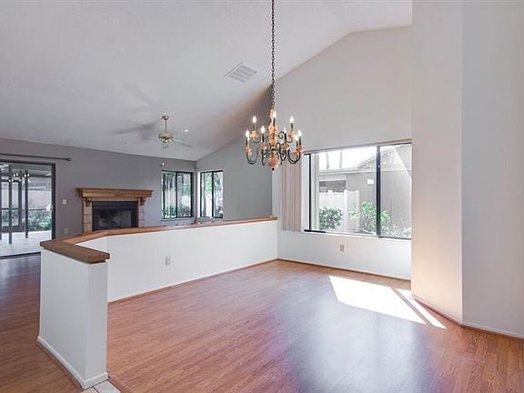 4th image of 14658 Village Glen Cir