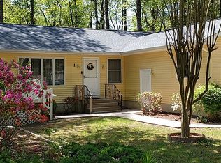 1 Helm Ct, Ocean Pines, MD 21811