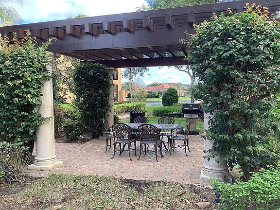 5th image of 22310 Piazza Doria Ln Unit 202