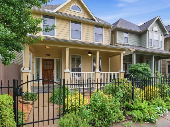 233 W 26th St, Houston, TX 77008