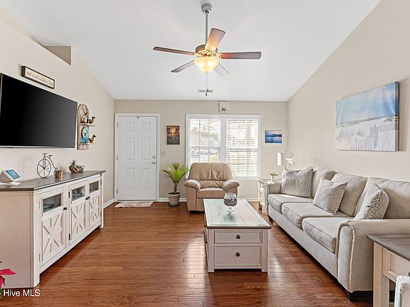 5th image of 226 Tylers Cove Way