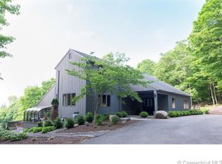 138 Knibloe Hill Rd, Sharon, CT 06069