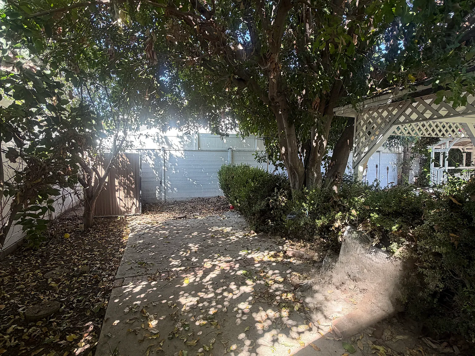 Studio, 400 sqft, $2,500 — Photo 4
