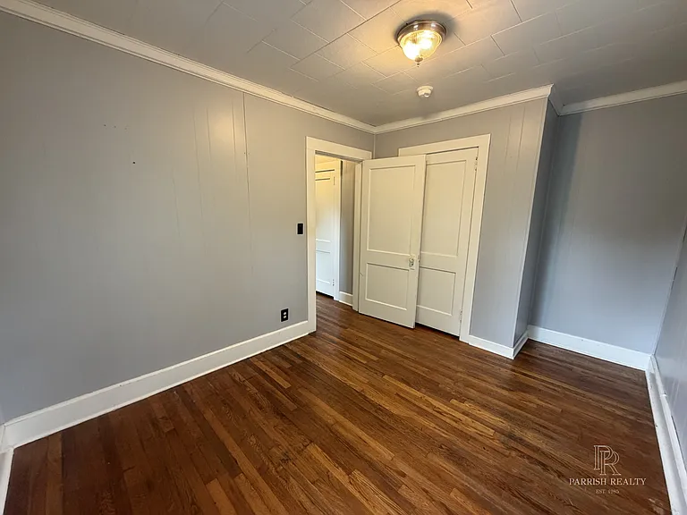 950 Old Asheville Hwy — Photo 4