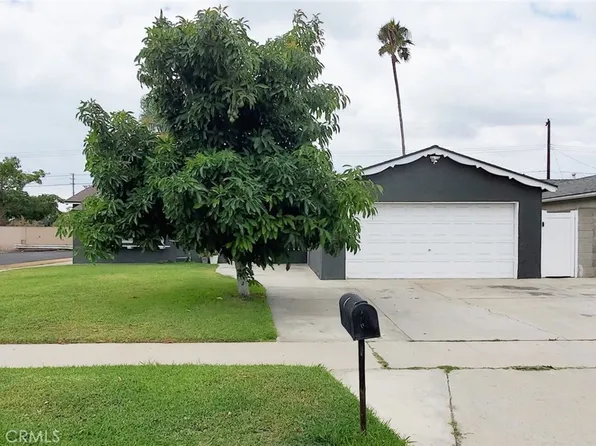 2602 Ponderosa St, Santa Ana, CA 92705