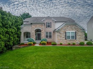 443 S Hametown Rd, Akron, OH 44321