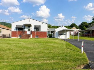 317 E Pennsylvania St, Covington, VA 24426