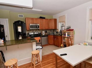 238 S 45th St #2B, Philadelphia, PA 19104