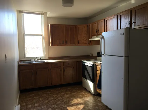100 E Central Ave #4, Federalsburg, MD 21632