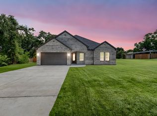 501 Linda Rd, Kennedale, TX 76060