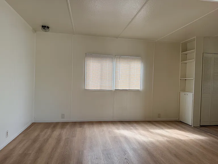 32760 Flagstaff Ave — Photo 6