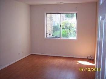 2nd image of 701 W Huntington Commons Rd APT 115
