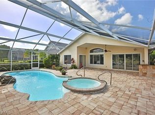 7421 Meldin Ct, Naples, FL 34104