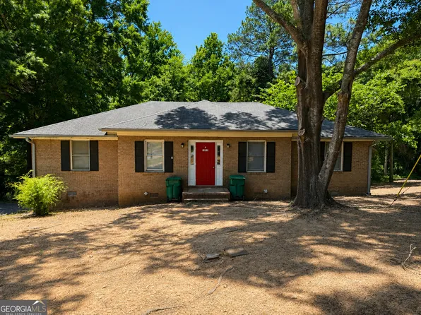 1921 Karen Cir, Milledgeville, GA 31061