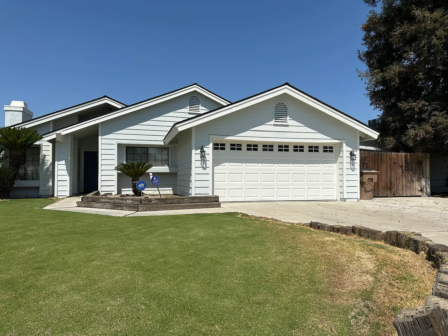 3917 Jerome Way — Photo 1