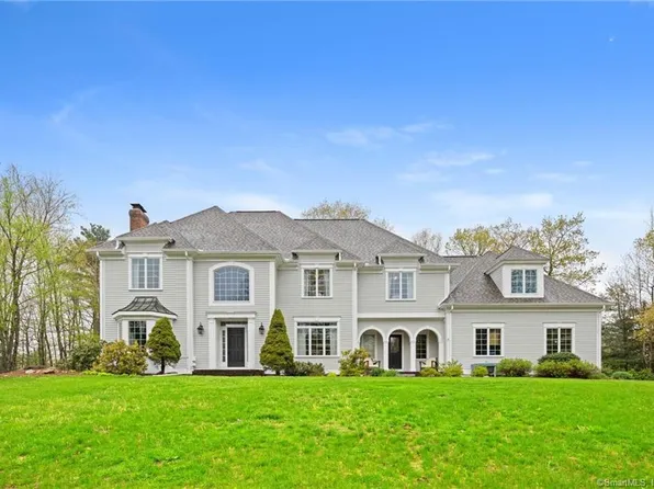 11 Greenswood Place, Glastonbury, CT 06073