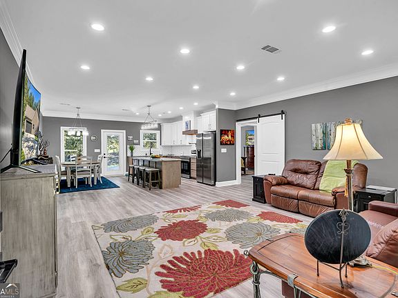 4th image of 523 Taylor Rowland Rd