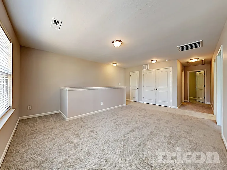 917 Leatherstone Ln — Photo 13