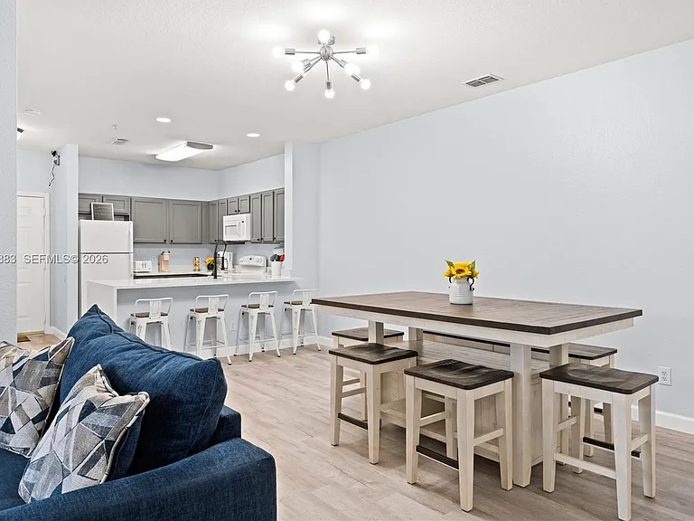 3175 Feltrim Pl #305 — Photo 35