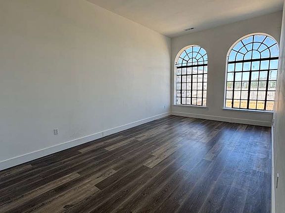 2nd image of 505 Grand St #4A