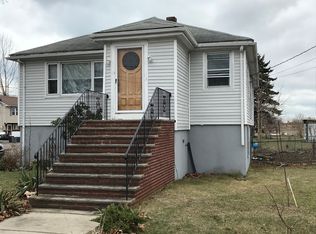 14 Beachview Ave, Saugus, MA 01906