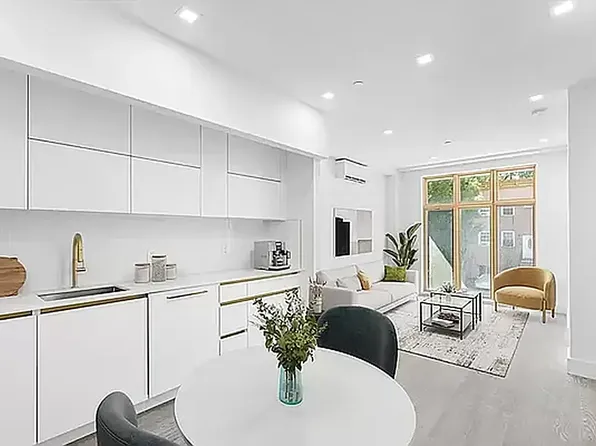 455 Lexington Avenue image 1 of 8